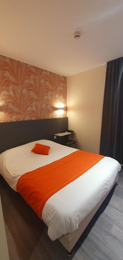 Hotel Pont De Senard มงเตกู ภายนอก รูปภาพ