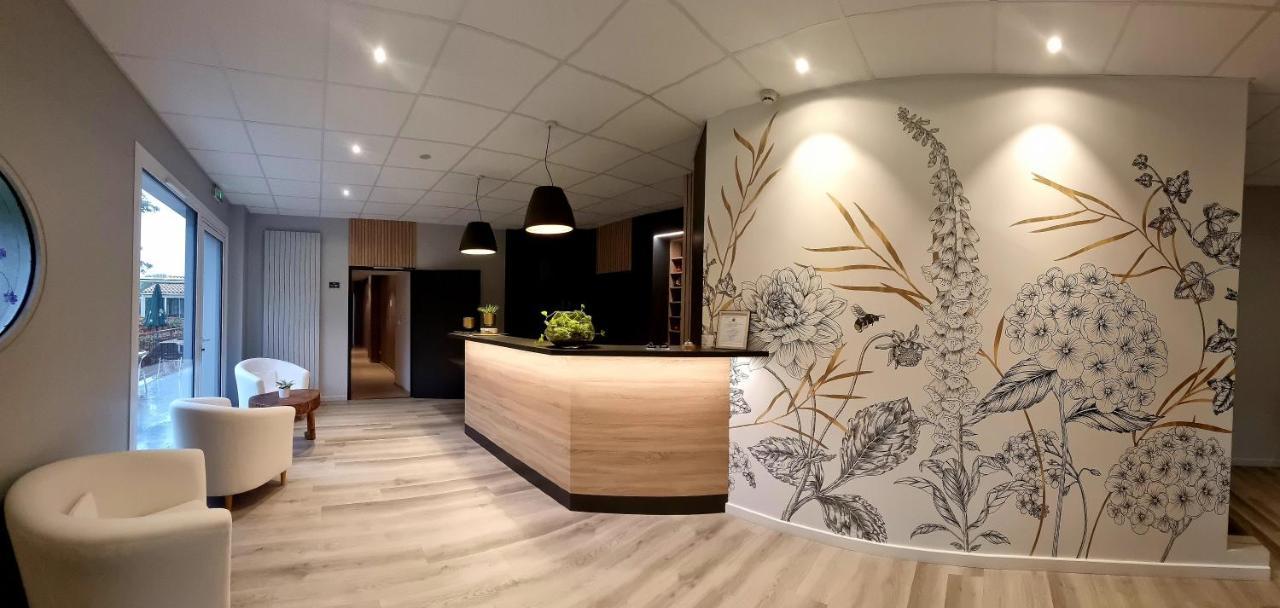 Hotel Pont De Senard มงเตกู ภายนอก รูปภาพ